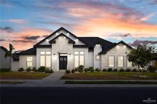 13811 N 33rd Ln, McAllen, TX 78504