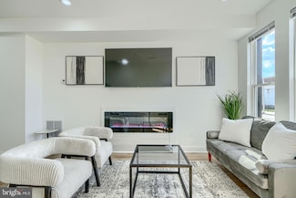 1713 N Patterson Park Ave, Baltimore, MD 21213