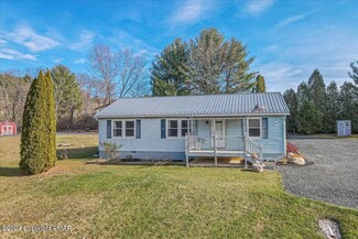 116 Singing Tree Ln, Kunkletown, PA 18058