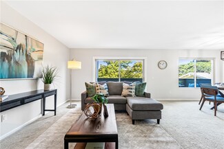 8566 Van Ness Ct Unit 24E, Huntington Beach, CA 92646