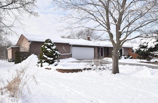 N70W17357 Fawn Ave, Menomonee Falls, WI 53051