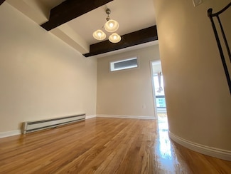 12 Stoneholm St Unit 614, Boston, MA 02115