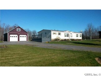 1582 County Route 15, Lacona, NY 13083