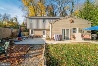 498 2 S Front St, Wrightsville, PA 17368