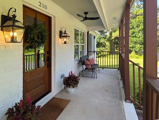 210 Cassena St, Mc Clellanville, SC 29458