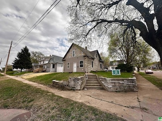 1824 W Palmer Ave, Sioux City, IA 51103