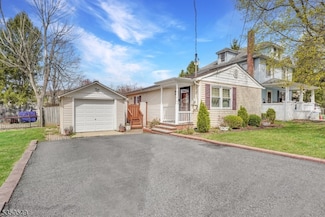 152 Center St, Landing, NJ 07850