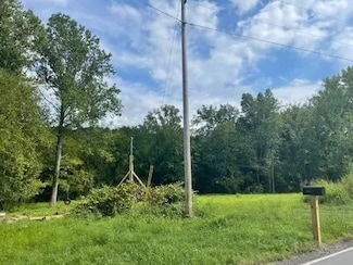 1527 Old Gallatin Rd, Portland, TN 37148