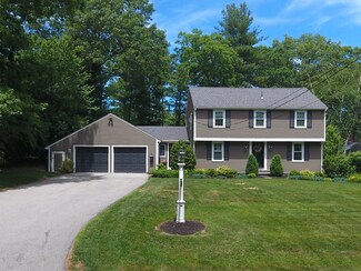 11 Minuteman Rd, Hingham, MA 02043