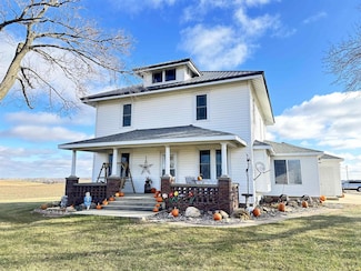 3074 320th Ave, Hopkinton, IA 52237