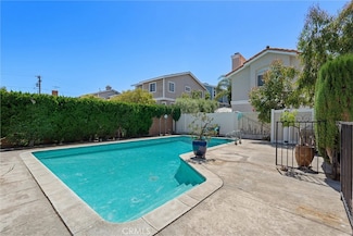 2012 Perry Ave, Redondo Beach, CA 90278