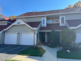 14 Red Oak Terrace, Oak Ridge, NJ 07438