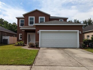 1250 Salisbury Dr, Winter Haven, FL 33881