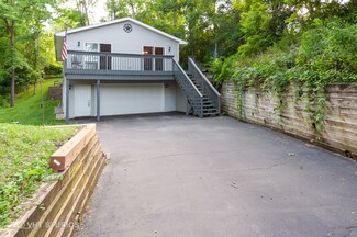 7936 Greendale Ave, Burlington, WI 53105
