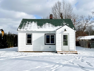 2203 Bicknell Ave, Niles, MI 49120