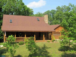 2042 Falling Rock Dr, Amherst, VA 24521