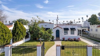 6616 Vesper Ave, Van Nuys, CA 91405