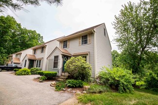 17 Larson Dr, Hampstead, NH 03841