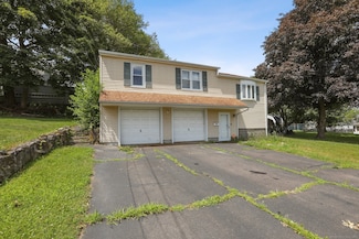 136 Bamford Ave, Oakville, CT 06779