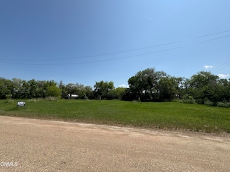101 1st Ave, Noonan, ND 58765
