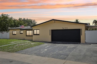 7420 Mckinley St, Hollywood, FL 33024