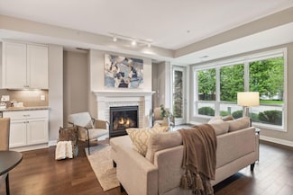 3974 Wooddale Ave S Unit 102, Minneapolis, MN 55416