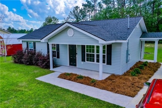 2962 S Lakeview Dr, Waycross, GA 31503