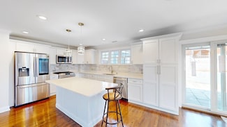 443 Poplar St, Roslindale, MA 02131