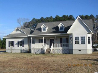 15 S Olive St, Andrews, SC 29510