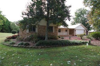 225 Crooks Rd, Seneca, SC 29678