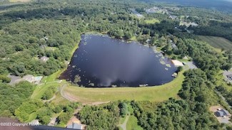 195 Cranberry Dr, Blakeslee, PA 18610
