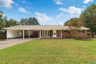 227 11th St NW, Arab, AL 35016
