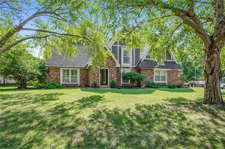 3617 NW Blue Jacket Dr, Lees Summit, MO 64064