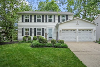 712 Suntree Dr, Westerville, OH 43081