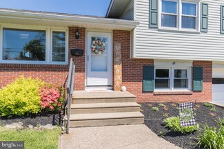 55 Winding Way Rd, Stratford, NJ 08084