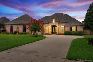 9390 Milbank Dr, Shreveport, LA 71115