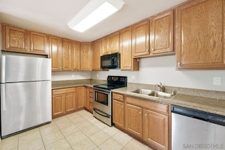 1825 Bayview Heights Dr Unit 84, San Diego, CA 92105