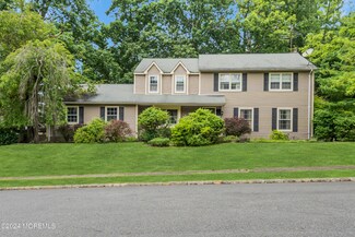 4 Twin Brook Rd, West Caldwell, NJ 07006