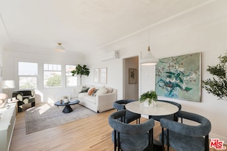 3942 Marathon St, Los Angeles, CA 90029