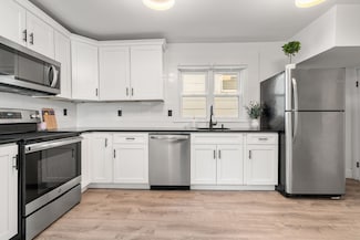20 Pleasant View Ave, Everett, MA 02149