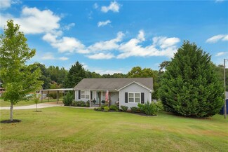 106 Sky View Cir, Liberty, SC 29657