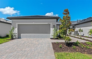 14317 Eagle Branch Dr, Nokomis, FL 34275