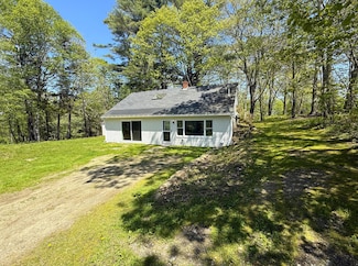 12 Burns Dr, Friendship, ME 04547