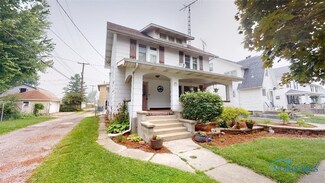 1112 Hazel St, Fremont, OH 43420