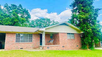 12 Cliffwood Cir, North Little Rock, AR 72118
