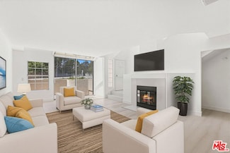 4240 Lost Hills Rd Unit 802, Calabasas, CA 91301