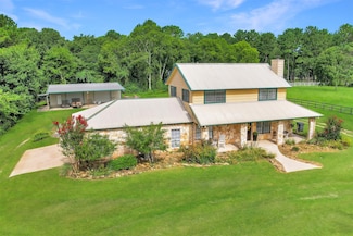 2286 Spring Branch Rd, Montgomery, TX 77316