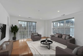 443 2nd St Unit 212, Jersey City, NJ 07302