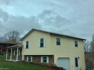 117 Karen St, Washington, WV 26181