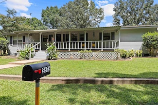 2633 River Rd, Kilgore, TX 75662